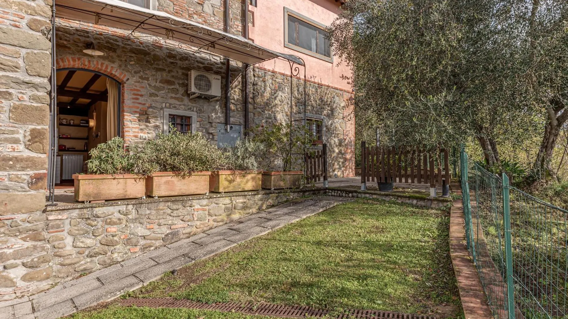 Agriturismo Podere Campiglia Pian di Scò 0*,  Włochy